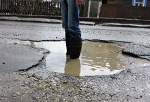 Кировчане хотят отремонтировать проспект Строителей и Комсомольскую