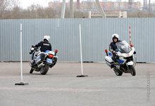 Не щадя покрышек: полицейские показали, как надо управлять техникой