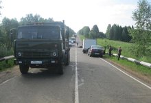 В Богородском районе КамАЗ сбил лошадь с наездником