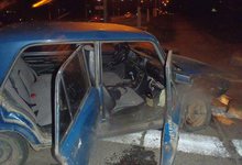 Ночью в Кирове «семерка» врезалась в иномарку: четверо пострадавших