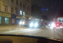 На Преображенской троллейбус вылетел на тротуар. Пострадали ещё две машины