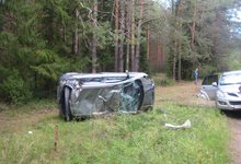 На трассе Порошино – Боровица перевернулась «Тойота»