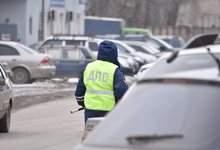 Инспекторам ГАИ разъяснили, как наказывать за просрочку постановки авто на учет