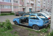 Автомобили, брошенные кировчанами, будут эвакуировать на спецстоянку