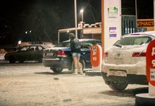 «Какая щедрость»: в России зафиксировано снижение цен на бензин