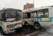 В Кирово-Чепецке столкнулись автобусы: есть множество пострадавших
