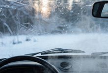 Как победить запотевшие стекла в авто зимой: всего один фокус и вы ездите с кайфом всю зиму