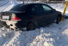 В Омутнинске 9-летняя девочка оказалась под колесами иномарки