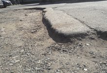Не сегодня: ямочный ремонт в Кирове пришлось остановить