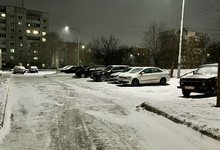 Юрист объяснил, что делать с брошенным во дворе автомобилем