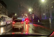 Что нужно делать, если запотели окна в машине? Запомните одно золотое правило