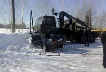 Машину смяло до неузнаваемости - авария в Слободском районе